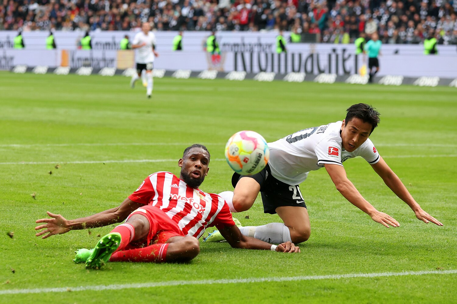 ウニオン戦、シエバチュとのマッチアップ ©Getty Images