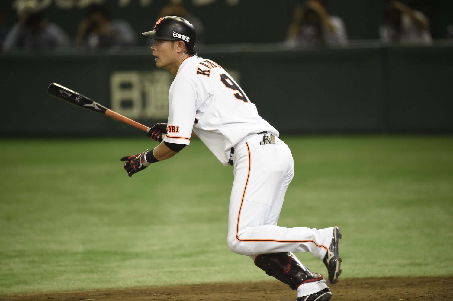 第2次原政権後期（11年）にサードで起用された亀井善行（2012年まで登録名・義行）　©BUNGEISHUNJU