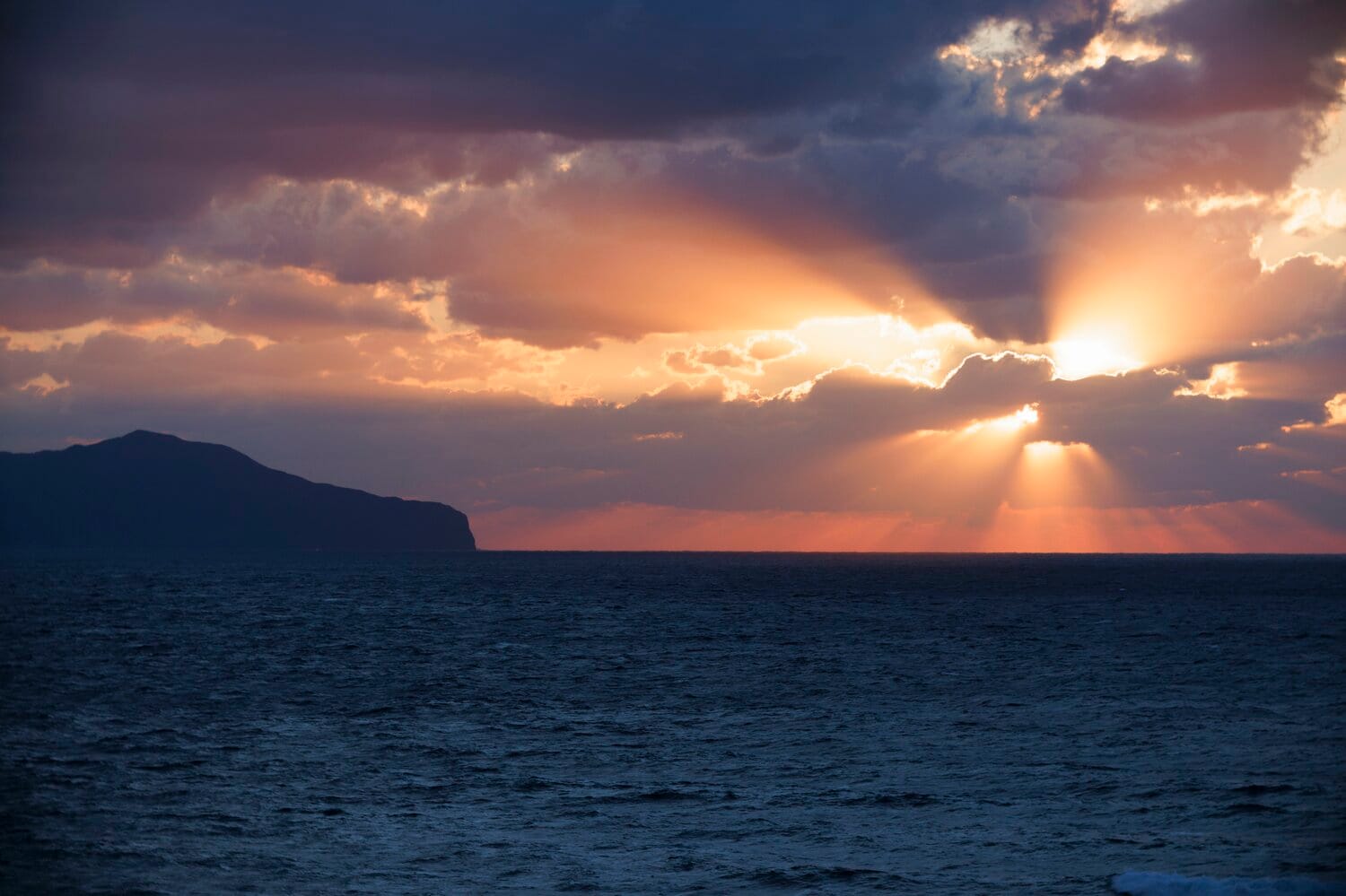 隠岐の島から眺める景色（2021年撮影）　©Atsushi Hashimoto