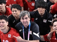 ブランの謝罪にたまらず退室…「ホントにソーリーじゃねーよ
