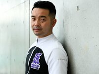 中谷潤人×西田凌佑 記念TシャツMサイズ 新品〉中谷潤人×西田凌佑 統一戦記念Tシャツ & パンフレット