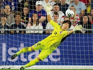 大迫敬介「堂々かつ淡々と線で紡ぐ日本代表GK候補のPK戦略」