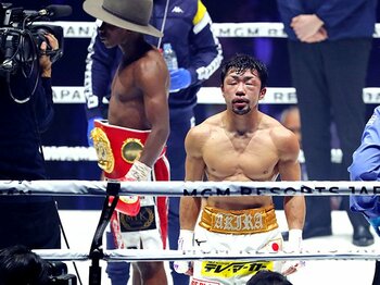 カッコいい引退はできないので……。世界戦TKO負け、八重樫東の不屈。＜Number Web＞ photograph by Naoki Nishimura/AFLO SPORT
