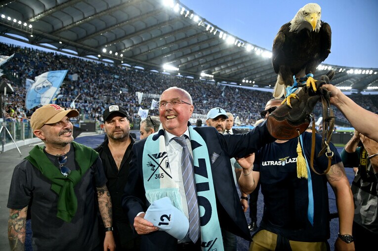 ラツィオの象徴である鷲とともに　©Getty Images