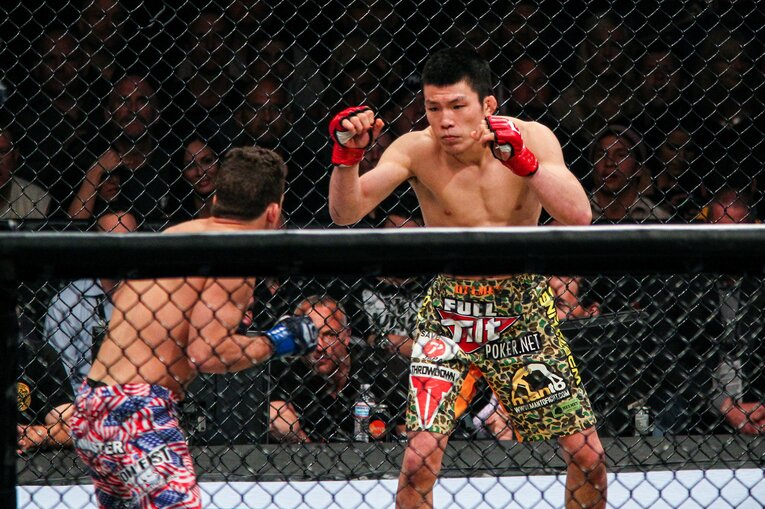 2011年4月9日、Strikeforceでライル・ビアボームと対戦　©Susumu Nagao