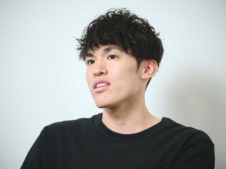 楢崎明智　©︎Yuki Suenaga