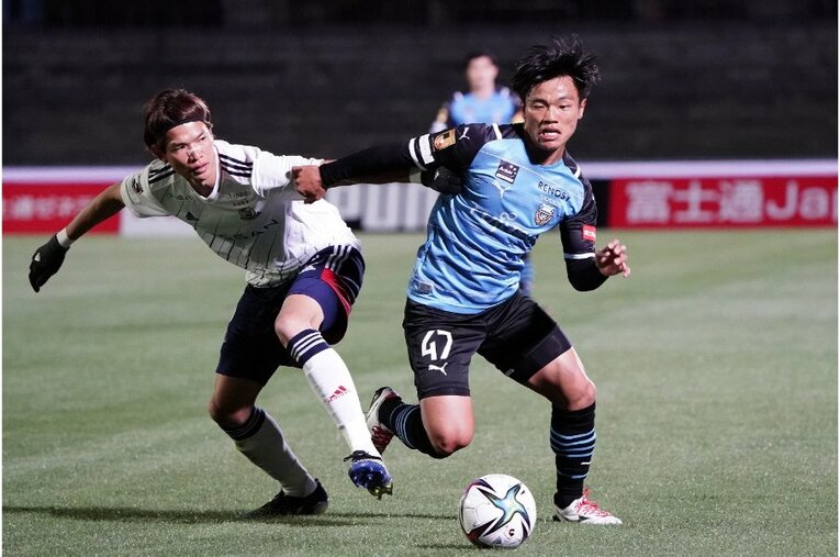 万能性を高めた旗手。三笘とは対照的な成長とも言える©Getty Images