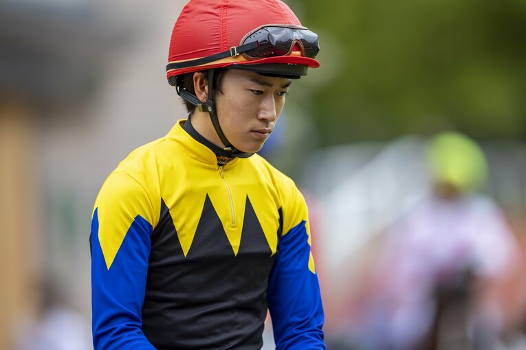 菅原明良 ／ photograph by photostud