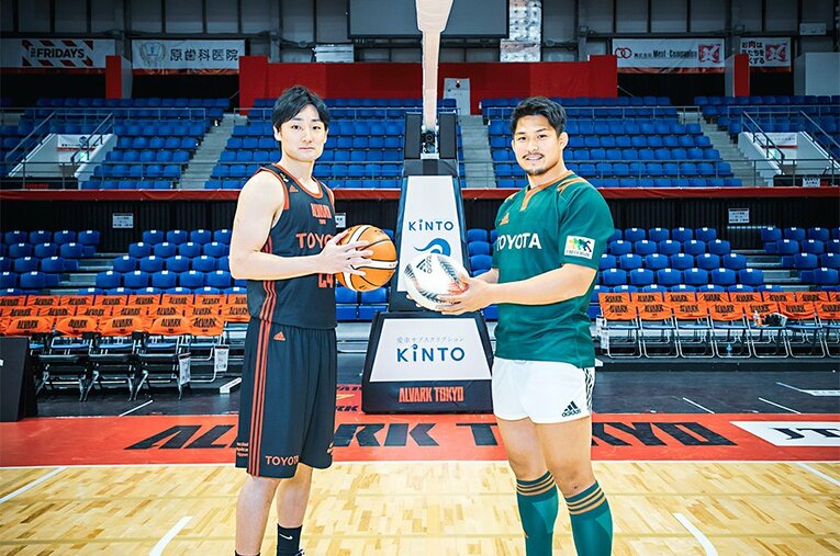 対談当日の3月23日には、アルバルク東京の試合のハーフタイムショーに姫野が登場し3Pシュートを鮮やかに決めた。 ／ photograph by Kiichi Matsumoto