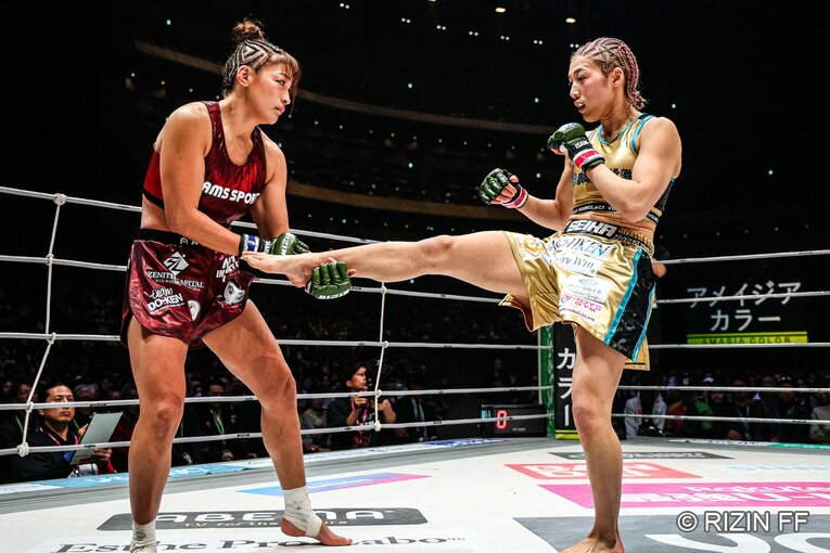 RIZIN師走の超強者祭りで実現した伊澤星花vsRENAの“因縁マッチ”　©RIZIN FF