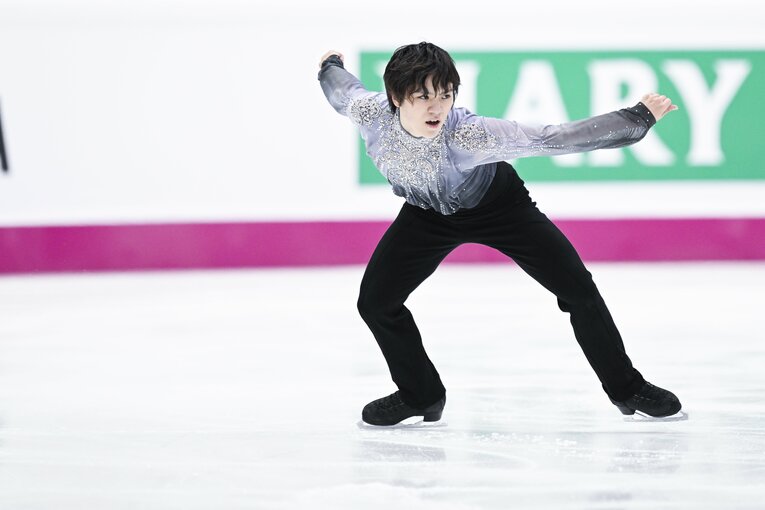 「昌磨のマジックを見せて！」世界王者・宇野昌磨を奮起させたランビエル・コーチの激励…300点超えに「スーパーエキサイティング」(39)
