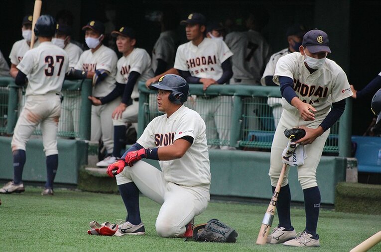 中日ドラゴンズに6位指名を受けた福元悠真（大商大）。ケガに泣かされたが、持ち前のパワーと人間性が高く評価された ／ photograph by Fumi Sawai