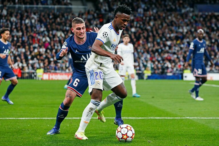 PSGメッシらをサポーターが威圧…CLベスト16でレアル大逆転勝利の背景＜翌日、カンプノウではなぜかバルサの守護神にブーイング＞(19)