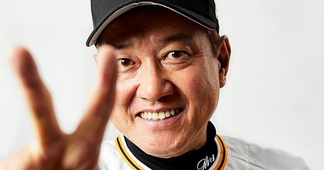 「特別ボーナス出ちゃったりして。はっはっは!」巨人・原監督が“グー”ではなく、“チョキ”を出した理由とは?【撮影ウラ話】