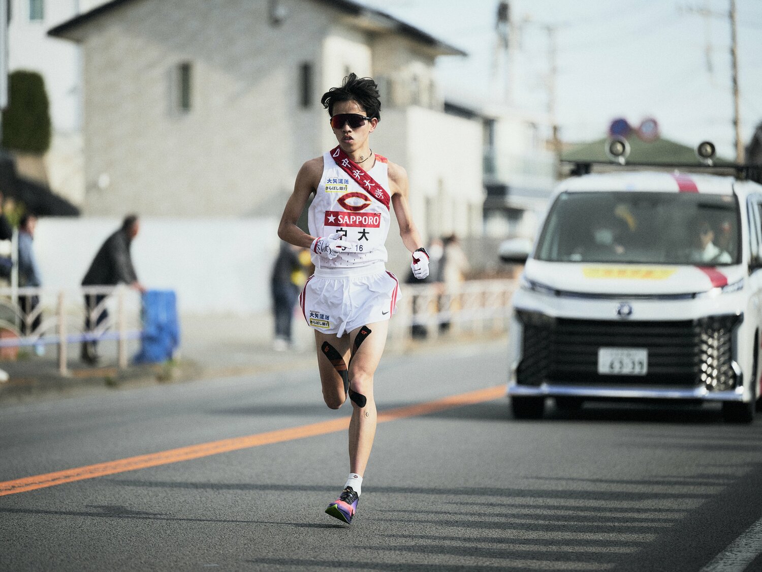 4区を区間2位で快走した岡田開成（2年）。岡田は10000m、27分36秒06で中大歴代1位の記録を持つ　©Yuki Suenaga