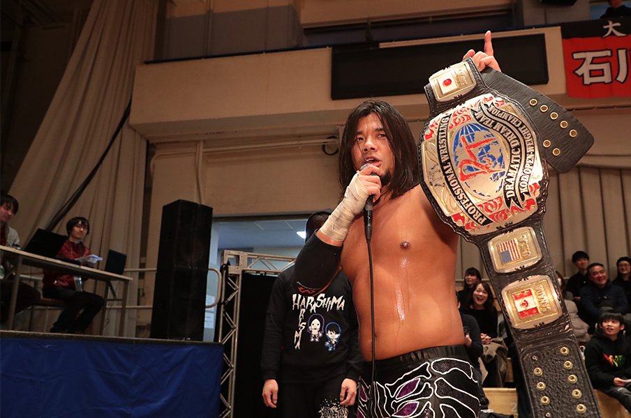 プロレスの価値観を揺さぶる“カリスマ”DDT王者・佐々木大輔という男。＜Number Web＞ photograph by DDT Pro-Wrestling
