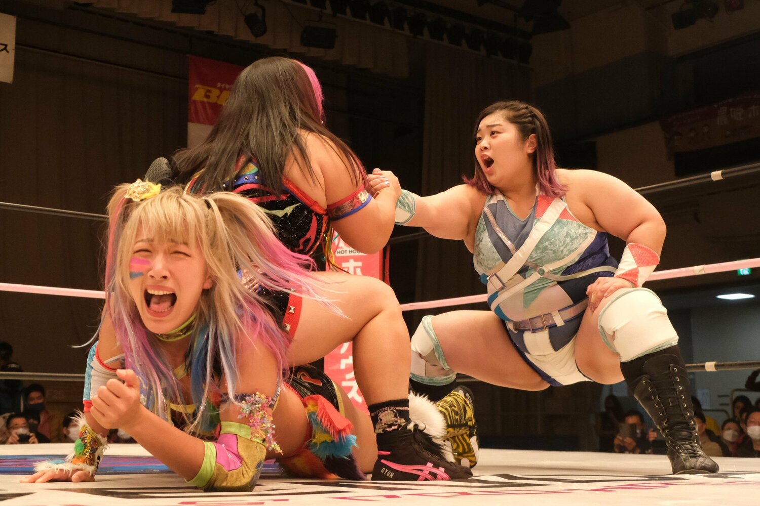 橋本＆優宇に1vs.2のハンディキャップ戦を挑むも、ウナギは玉砕