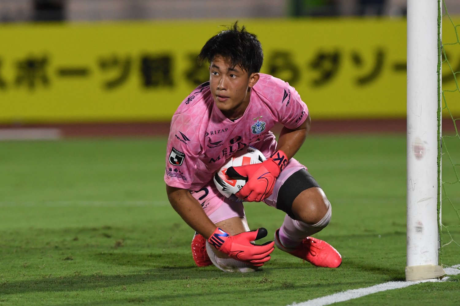 190センチ歳の谷晃生が たった2枠 の東京五輪代表を勝ち取るまで ここで止まる選手ではないというのを見せる サッカー日本代表 Number Web ナンバー