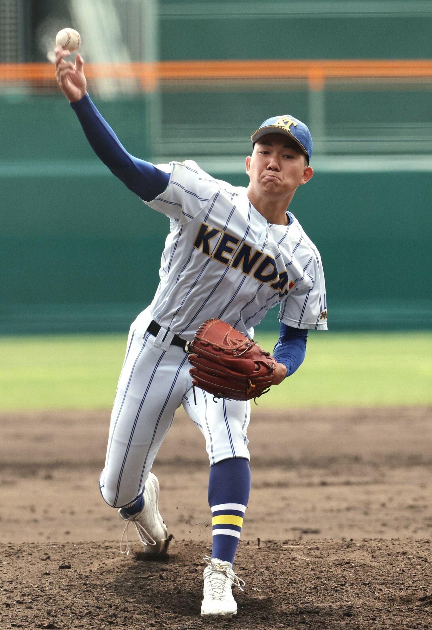 昨秋の関東大会では158キロもマークした健大高崎の石垣。前評判にたがわぬ「速さ」は見せたが、痛打もあった　©JIJI PRESS