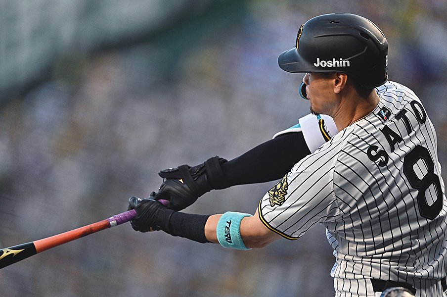 ［覚醒の軌跡を辿る］佐藤輝明「比類なき頂への道」＜Number Web＞ photograph by Hideki Sugiyama