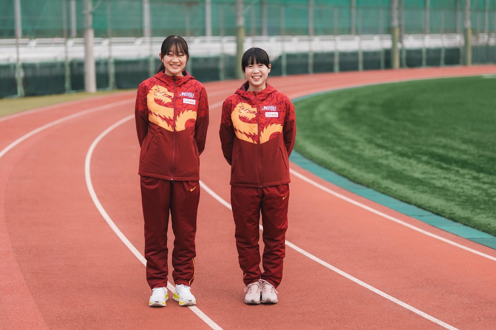 近藤(左)と村岡 photograph by NIKE