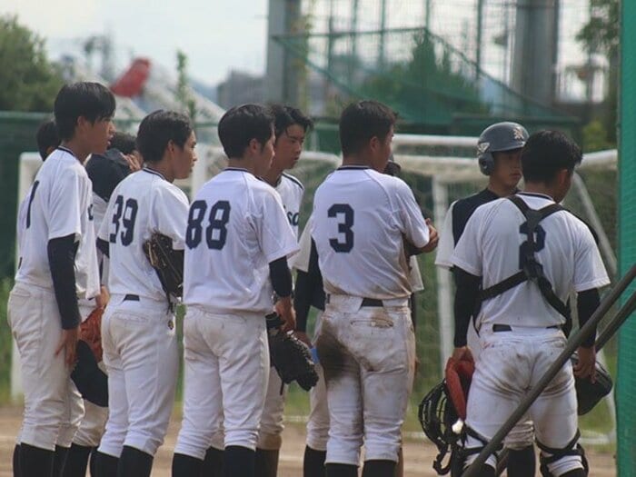 「大阪桐蔭はじめ甲子園組は別世界の人」「私学とも戦える戦力に」府内屈指の超進学校も興味を示す“スーパー大連合チーム構想”とは＜Number Web＞ photograph by Hirakata Nagisa HighSchool