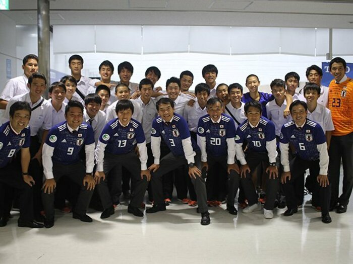 U-16アジア制覇を支えたBチーム。紅白戦から本気で戦う集団だった。<Number Web> photograph by Takahito Ando