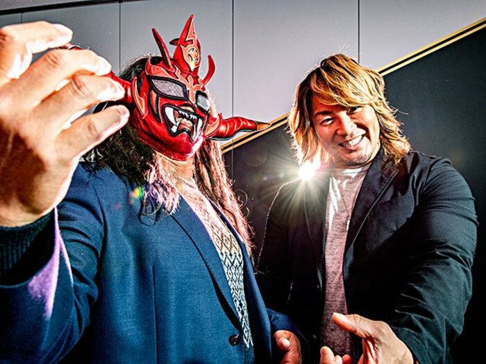棚橋&ライガー、思い出の入場とは。武藤戦での涙と「3頭身」仮面?<Number Web> photograph by Shunsuke Mizukami