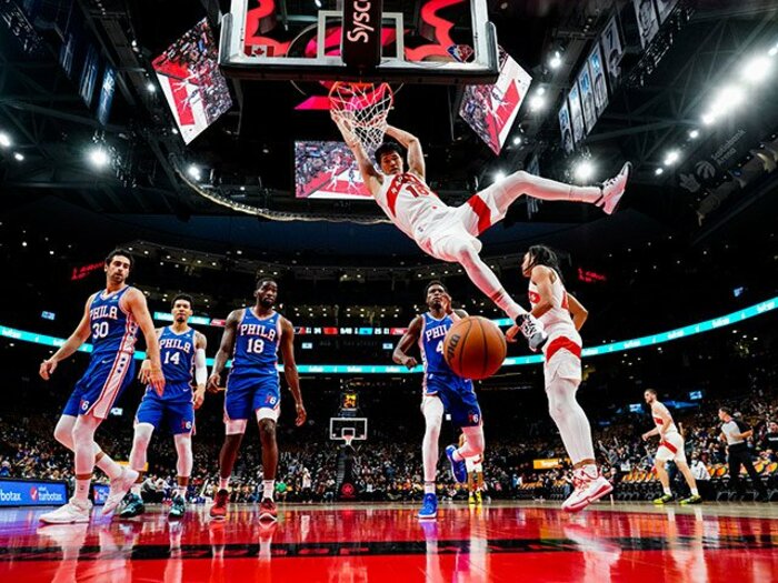 「自分が頑張ってきた証拠かな」渡邊雄太を救った、あるベテラン選手の言葉とは？  《NBA本契約で迎える4年目》＜Number Web＞ photograph by Getty Images