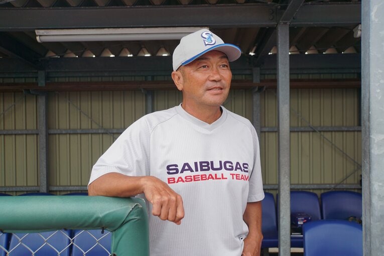 現在の香田誉士史監督（西部ガス）。11月の日本選手権を最後に退任する　©Kei Nakamura