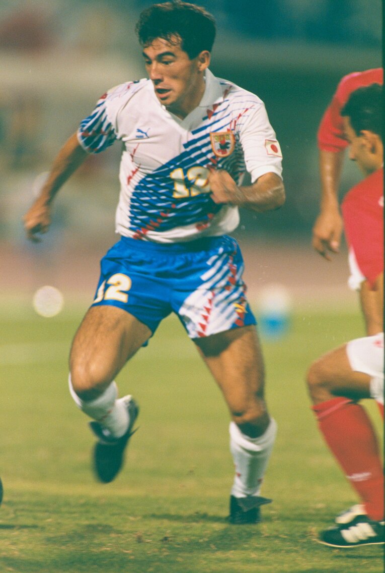 長谷川健太　©Sports Graphic Number