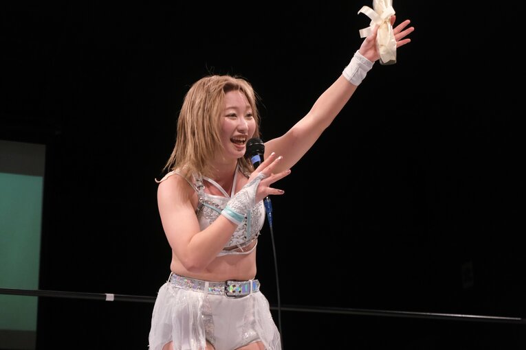 「自分以外はみんな敵だと…」うつ病を患った女子プロレスラーのその後…引退→復帰も経験した真白優希の思い「同じ病気の人たちにも試合を見てほしい」(27)