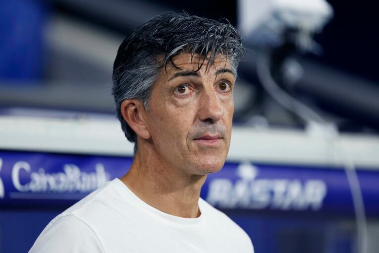 ソシエダ指揮官イマノル。久保の起用法も賛否の対象になっている