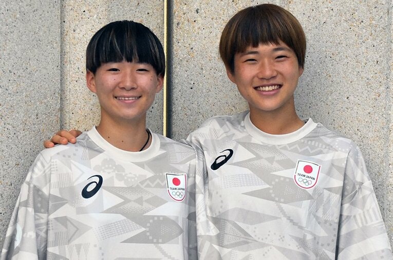 パリ五輪直前の合宿の貴重な時間、藤野あおばと浜野まいかの“20歳コンビ”がNumberWebでの対談で、なでしこジャパンでの想いを語ってくれた ／ photograph by JFA/PR