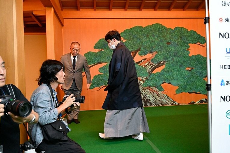 竜王戦第1局 ／ photograph by Keiji Ishikawa