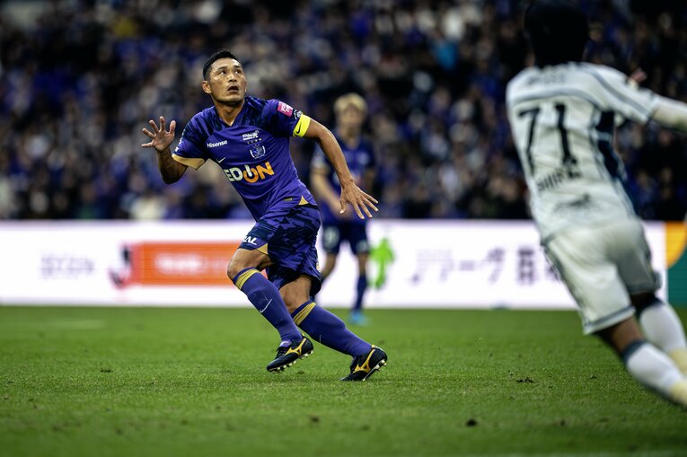 82分から交代出場した青山　©Takuya Sugiyama