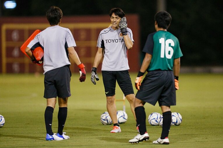 「自分の武器はない」と語る楢﨑正剛のゴールキーパー論。(2)