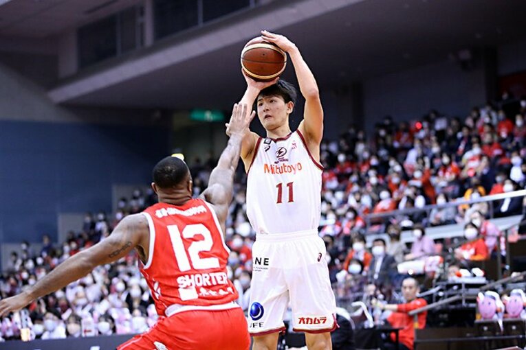 千葉ジェッツ戦で23得点をあげた増田　(C)B.LEAGUE