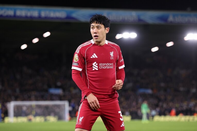 リーズ戦、プレミアで久々の出場となった遠藤　©Getty Images