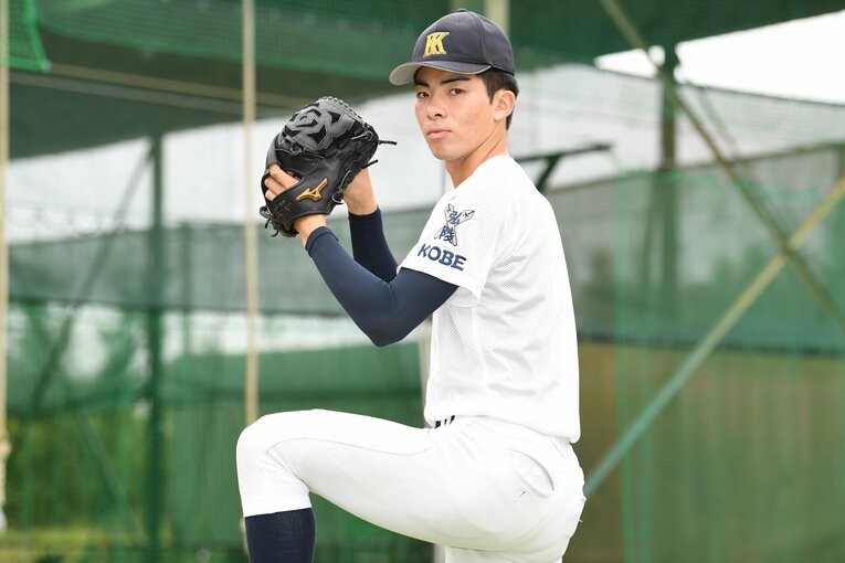 神戸弘陵からソフトバンクに1位指名された村上泰斗　©Kota Inoue