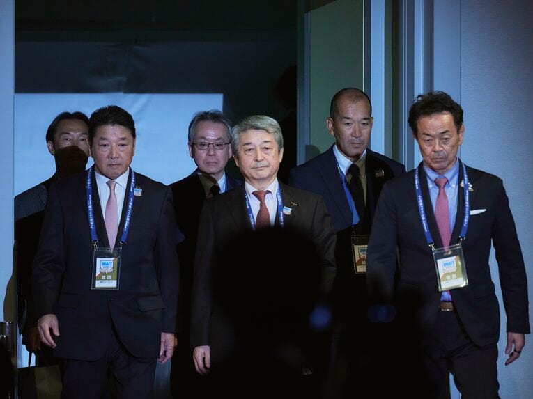 「表情が対照的すぎる！」ドラフト会場で見た巨人と阪神の首脳陣　©Yuki Suenaga