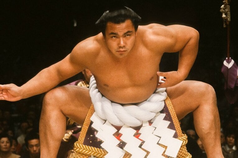 昨年ツイッターで突然拡散された千代の富士。写真は1983年の九州場所（11月場所）で ／ photograph by Getty Images