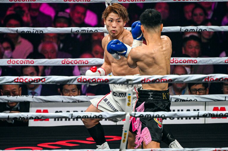 直前の挑戦者変更を受け絶対王者・井上尚弥はどう戦ったのか。異例の一戦のポイントを元世界王者・飯田覚士氏が徹底解説した ／ photograph by Takuya Sugiyama