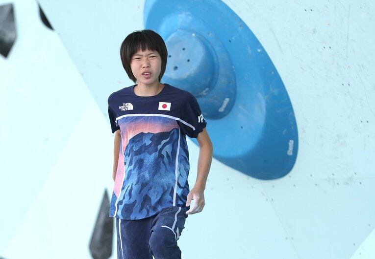 直後、険しい表情を浮かべた森　©JIJI PRESS