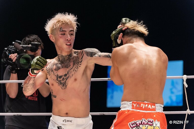 『RIZIN45.』平本蓮vs.YA-MAN　©RIZIN FF