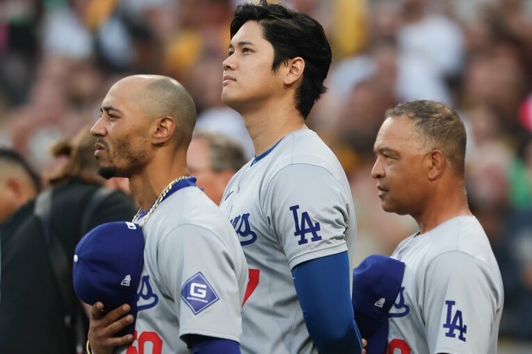 193cmの大谷に対して、ベッツは175cm　©Getty Images