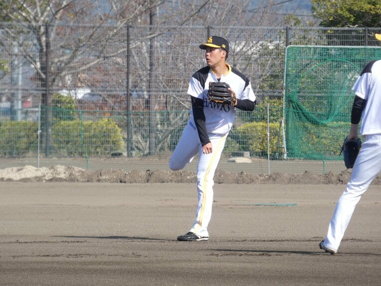 秋季キャンプ中の藤井皓哉　　©BUNGEISHUNJU