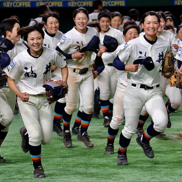 巨人阪神の参入、東京ドームで決勝戦、イチローも対戦…新時代を迎えた女子野球の現在地とは? プロリーグ消滅も競技人口は300→2000