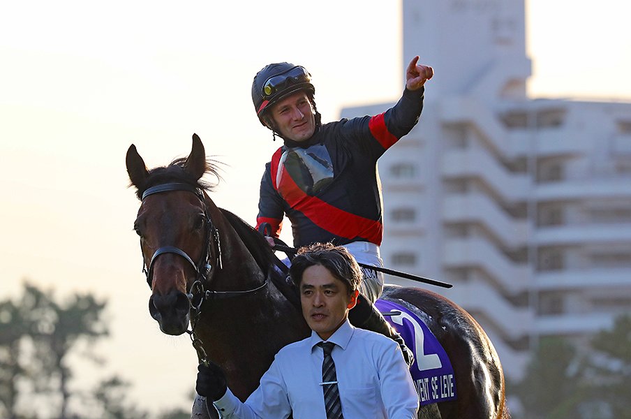 3歳のルヴァンスレーヴが砂の王に。ダート馬が最優秀3歳牡馬の可能性?<Number Web> photograph by Yuji Takahashi