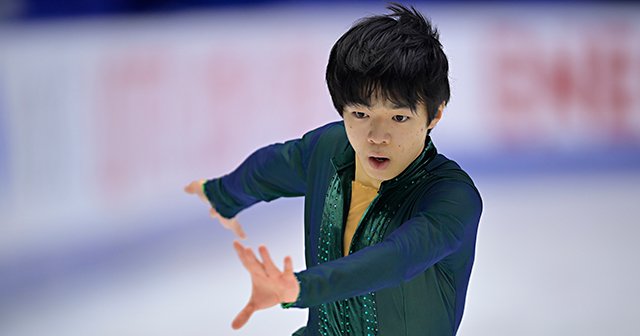 NHK杯圧勝した鍵山優真 親に容姿も似て、良い部分を受け継いだ“2世スケーター”の劇的進化